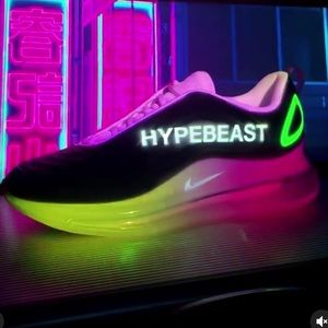 Meet your Posher, Sam